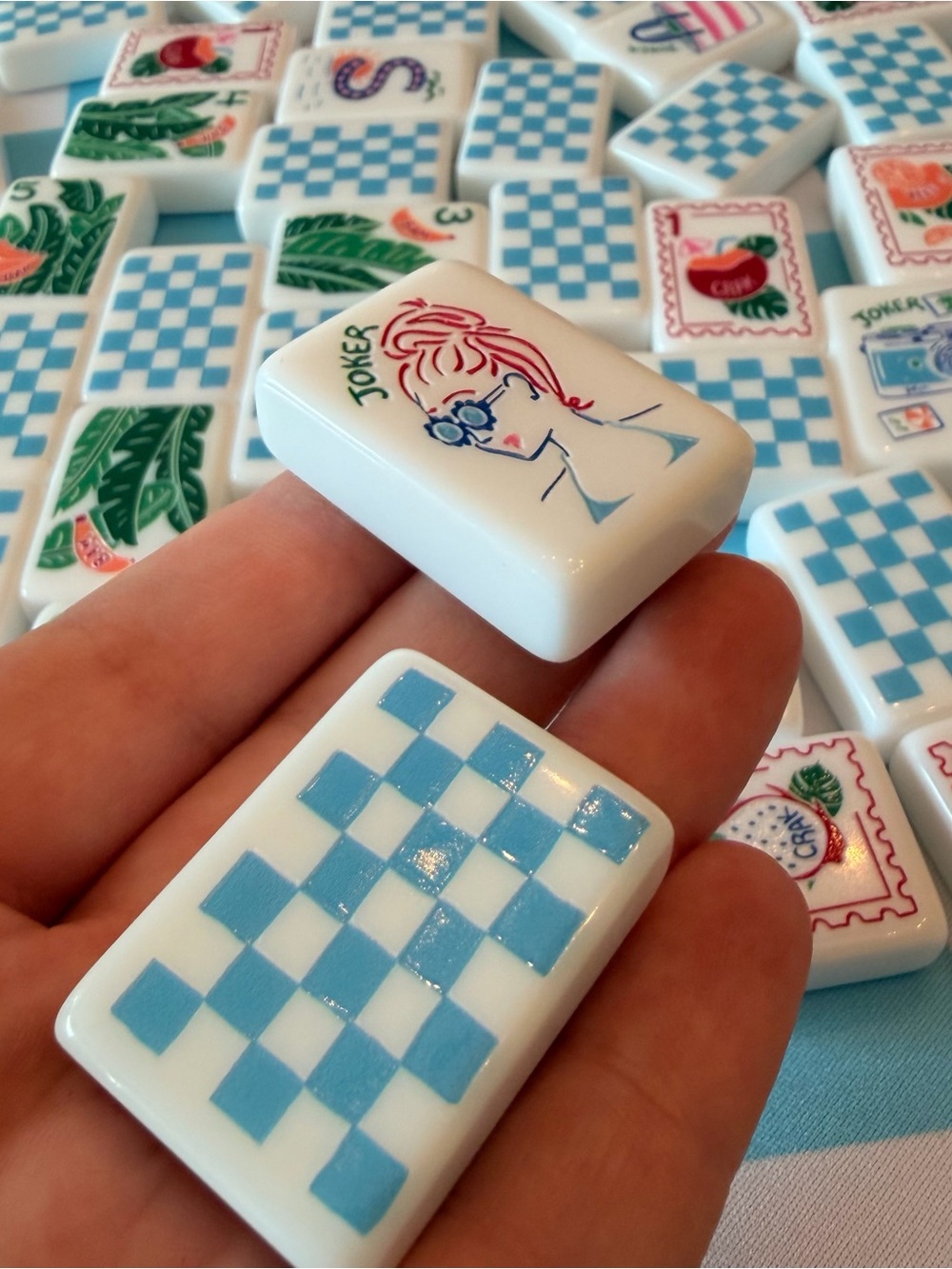 Mahjong tile set - Miss Out of Office - DUPES - Picture 6 of 16